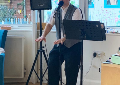 Singer Andrew performing in the lounge at Bromley Park