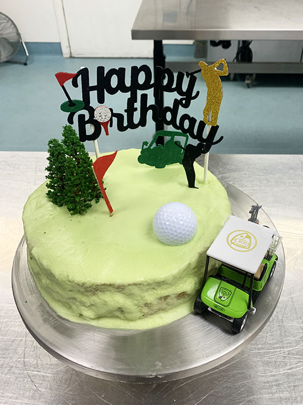 Tony's golfing birthday cake at Bromley Park Care Home